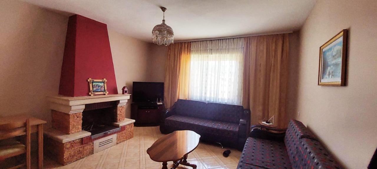 Wild River Guesthouse Пермети Экстерьер фото
